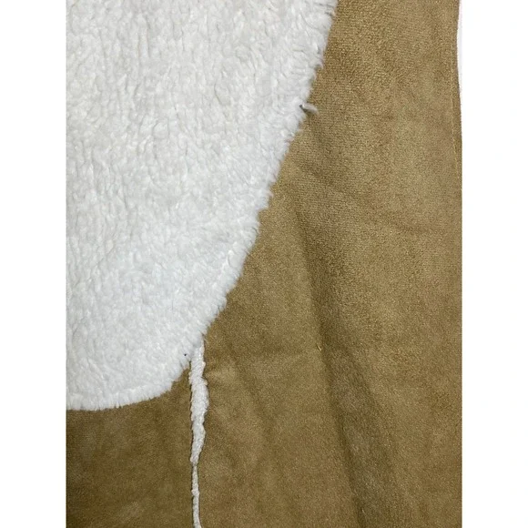 Lincoln Outfitters Woman's Vest One Size Beige Faux Suede Soft Lined Sleeveless - Picture 2 of 8